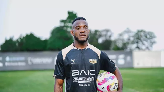 Mantan Andalan Serdadu Tridatu, Privat Mbarga Ingin Antar Dewa United Juara - GenPI.co