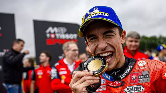 Marc Marquez Ngaku Nyaris Jatuh di Sprint Race MotoGP Jerman 2025 - GenPI.co Marc Marquez Ngaku Nyaris Jatuh di Sprint Race MotoGP Jerman 2025 - GenPI.co
