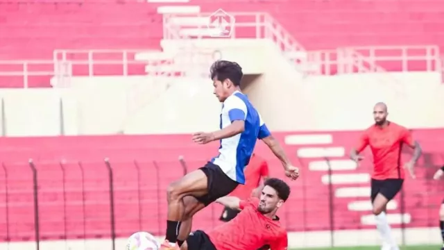Matangkan Skuad Jelang Super League, Persik Kediri Gelar TC dan Uji Coba - GenPI.co Matangkan Skuad Jelang Super League, Persik Kediri Gelar TC dan Uji Coba - GenPI.co