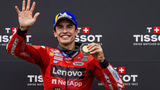 Marc Marquez Menang di MotoGP Jerman, Rekor Valentino Rossi Terancam - GenPI.co Marc Marquez Menang di MotoGP Jerman, Rekor Valentino Rossi Terancam - GenPI.co