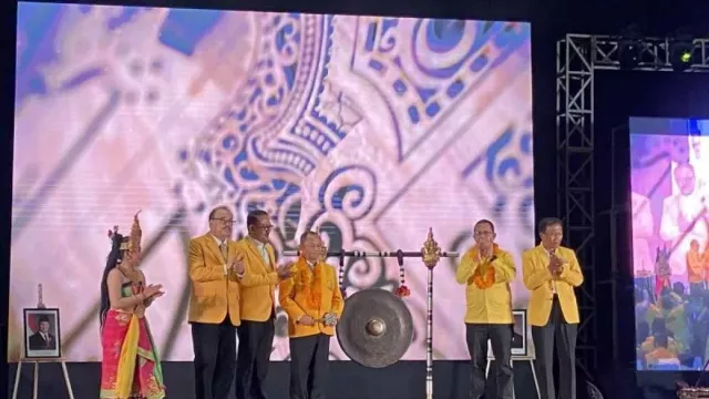 Terpilih Jadi Ketua DPD, Sumarjaya Ingin Golkar Jadi Partai Anak Muda di Bali - GenPI.co Terpilih Jadi Ketua DPD, Sumarjaya Ingin Golkar Jadi Partai Anak Muda di Bali - GenPI.co
