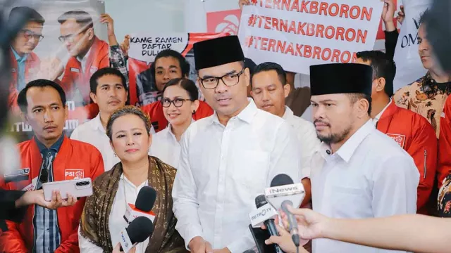 Bro Ron Sebut Kaesang Pangarep Bisa Kalah di Pemilihan Ketum PSI - GenPI.co Bro Ron Sebut Kaesang Pangarep Bisa Kalah di Pemilihan Ketum PSI - GenPI.co