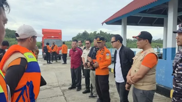 Alhamdulillah, Semua Korban Kapal Terbalik di Mentawai Ditemukan Selamat - GenPI.co Alhamdulillah, Semua Korban Kapal Terbalik di Mentawai Ditemukan Selamat - GenPI.co