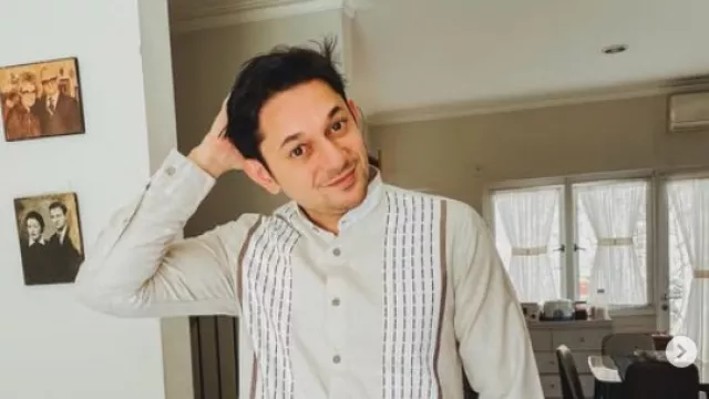 Terserah, Gue Kerja Sendiri - GenPI.co Terserah, Gue Kerja Sendiri - GenPI.co