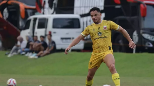 Madura United Kebut Perbaikan Kelemahan Seusai Kalah Uji Coba Lawan PSIM - GenPI.co Madura United Kebut Perbaikan Kelemahan Seusai Kalah Uji Coba Lawan PSIM - GenPI.co