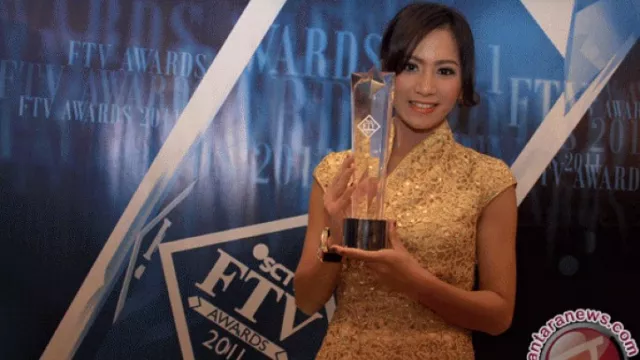 Bunga Zainal Sebut 2 Penipunya akan Keluar Penjara dengan Senyum Manis - GenPI.co