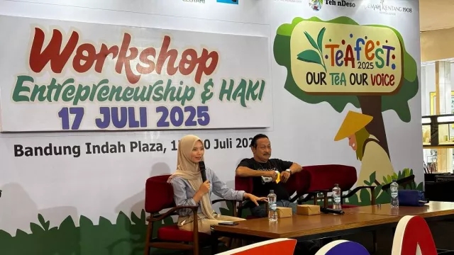 Tea Fest 2025 Angkat Teh Rakyat Jawa Barat, Dorong Jadi Minuman Kekinian - GenPI.co Tea Fest 2025 Angkat Teh Rakyat Jawa Barat, Dorong Jadi Minuman Kekinian - GenPI.co