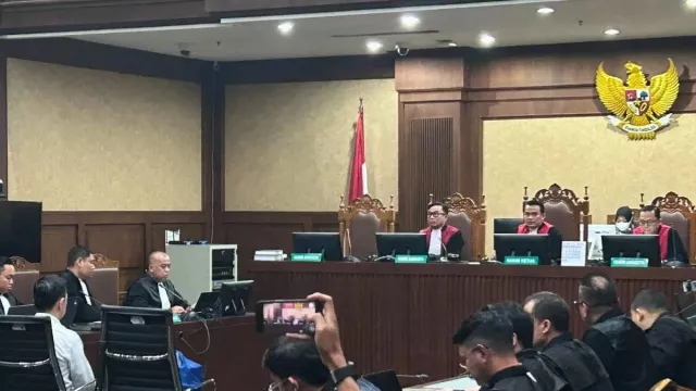 Terbukti Korupsi Gula, Tom Lembong Divonis 4,5 Tahun Penjara dan Denda Rp750 Juta - GenPI.co