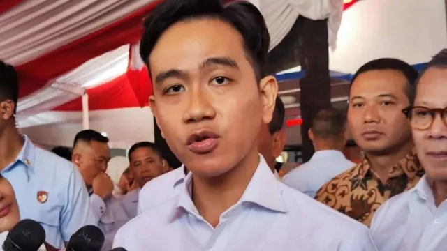 Gibran Bakal Dampingi Prabowo Subianto di Kongres PSI pada Minggu Malam - GenPI.co Gibran Bakal Dampingi Prabowo Subianto di Kongres PSI pada Minggu Malam - GenPI.co