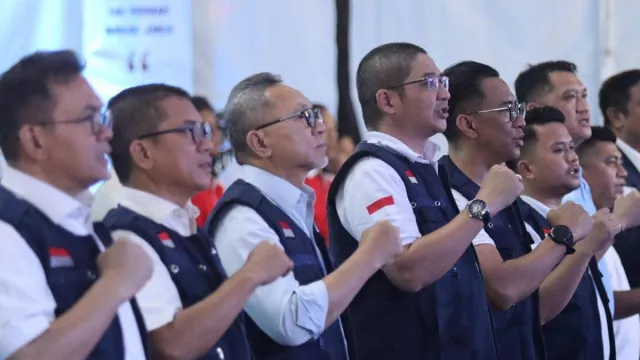 Zulhas Ingatkan Target 3 Besar di Pemilu 2029, Kader BM PAN Diminta Tak Minder - GenPI.co Zulhas Ingatkan Target 3 Besar di Pemilu 2029, Kader BM PAN Diminta Tak Minder - GenPI.co