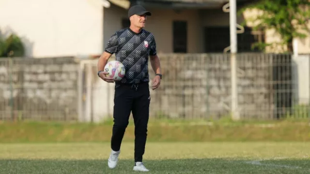 Persis Solo Genjot Fisik dan Taktik Jelang Super League 2025/2026 - GenPI.co Persis Solo Genjot Fisik dan Taktik Jelang Super League 2025/2026 - GenPI.co