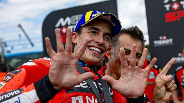 Menang di Sprint Race MotoGP Ceko 2025, Marc Marquez Hancurkan Rekor Bagnaia - GenPI.co