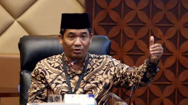 Ray Rangkuti Soroti Kehadiran Jokowi di Kongres PSI, Tersirat Ada Timbal Balik - GenPI.co
