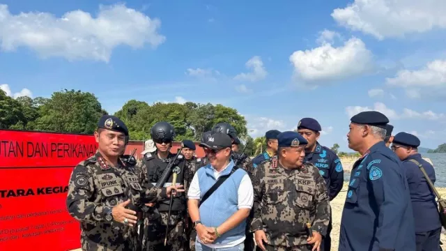 Reklamasi 2 Pulau Ilegal di Batam Disetop KKP, Belum Kantongi Izin - GenPI.co