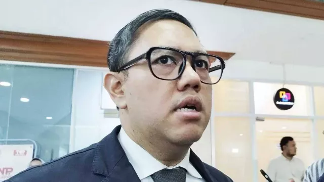 Dave Laksono Minta Pemerintah Tak Gegabah soal Permintaan eks Marinir - GenPI.co Dave Laksono Minta Pemerintah Tak Gegabah soal Permintaan eks Marinir - GenPI.co