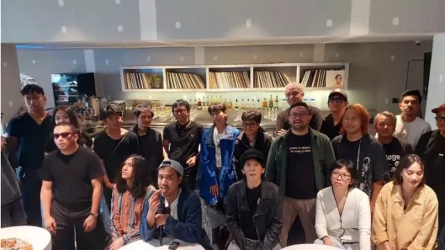 Pestapora 2025 Bakal Beda, Musisi Tukar Lagu - GenPI.co Pestapora 2025 Bakal Beda, Musisi Tukar Lagu - GenPI.co