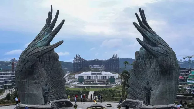 DPR RI Singgung Anggaran MBG, Usulan Moratorium IKN Bakal Dikaji - GenPI.co DPR RI Singgung Anggaran MBG, Usulan Moratorium IKN Bakal Dikaji - GenPI.co
