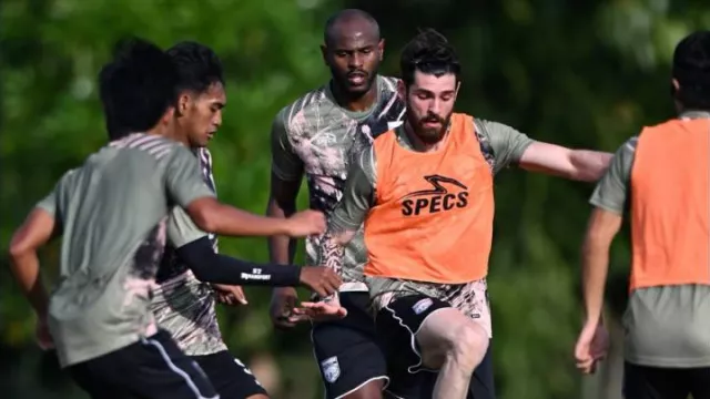 TC di Yogyakarta, Lefundes Sebut Fisik Pemain Borneo FC Terus Meningkat - GenPI.co TC di Yogyakarta, Lefundes Sebut Fisik Pemain Borneo FC Terus Meningkat - GenPI.co