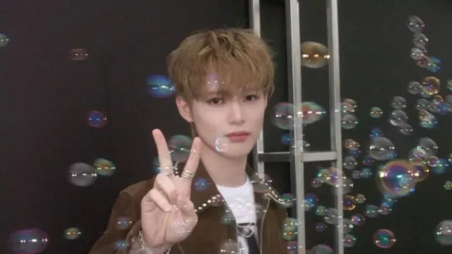 Chenle NCT Dream Gelar Jumpa Fans di Jakarta, Penggemar Bisa Kirim Pesan - GenPI.co Chenle NCT Dream Gelar Jumpa Fans di Jakarta, Penggemar Bisa Kirim Pesan - GenPI.co