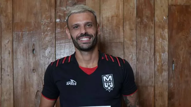 Tyronne Del Pino Ingin Beri Banyak Kemenangan Bagi Malut United - GenPI.co Tyronne Del Pino Ingin Beri Banyak Kemenangan Bagi Malut United - GenPI.co