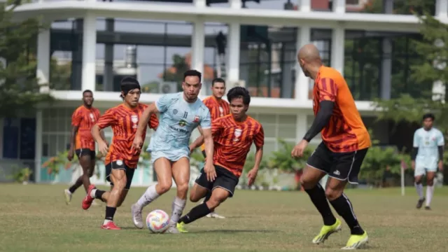 Madura United Tutup TC Yogyakarta, Fokus Benahi Transisi dan Finishing - GenPI.co Madura United Tutup TC Yogyakarta, Fokus Benahi Transisi dan Finishing - GenPI.co