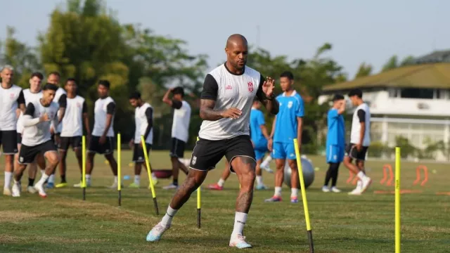 99 Persen Skuad Lengkap, Malut United Fokuskan Latihan Fisik dan Chemistry - GenPI.co