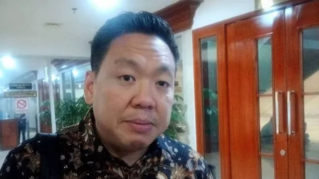 DPR RI Soroti Keracunan MBG, BGN Diminta Tak Sekadar Kejar Jumlah Penerima - GenPI.co DPR RI Soroti Keracunan MBG, BGN Diminta Tak Sekadar Kejar Jumlah Penerima - GenPI.co