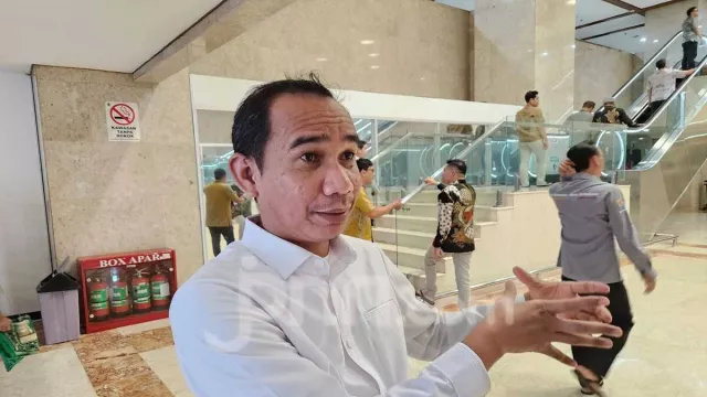 DPR RI Kritik PPATK Blokir Rekening Tidak Aktif 3 Bulan, Harusnya Fokus Kaitan Judol - GenPI.co