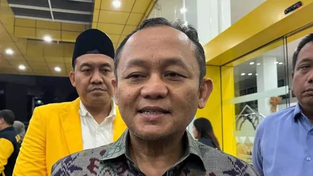 Sarmuji Soroti Krisis BBM di Jember, Distribusi Harusnya Dikompensasi Daerah Lain - GenPI.co Sarmuji Soroti Krisis BBM di Jember, Distribusi Harusnya Dikompensasi Daerah Lain - GenPI.co