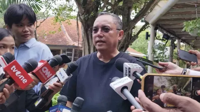 Deddy Sitorus Terkait Arahan Megawati, Kader PDIP Diminta Dukung Pemerintahan - GenPI.co