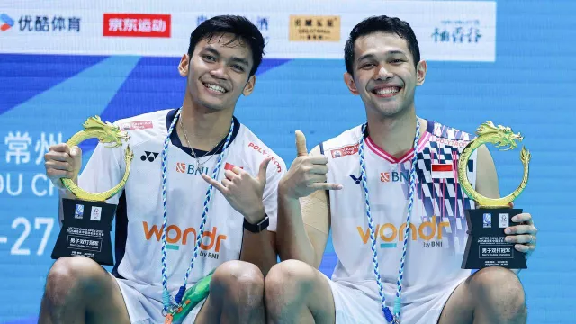 Juara China Open 2025, Fajar/Fikri Dipuji Oma Gill - GenPI.co Juara China Open 2025, Fajar/Fikri Dipuji Oma Gill - GenPI.co