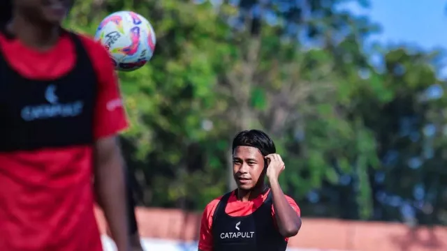 Sayap Persik Kediri, Supriadi Ingin Tunjukkan Kualitas Seusai Pulih dari Cedera - GenPI.co Sayap Persik Kediri, Supriadi Ingin Tunjukkan Kualitas Seusai Pulih dari Cedera - GenPI.co