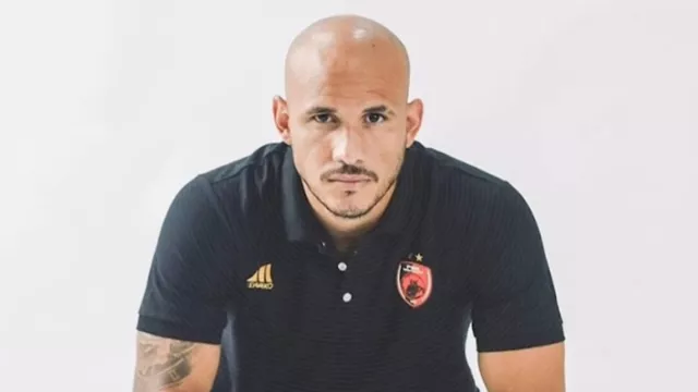 Striker Kidal Savio Roberto Optimistis Lalui Musim Hebat Bersama PSM Makassar - GenPI.co Striker Kidal Savio Roberto Optimistis Lalui Musim Hebat Bersama PSM Makassar - GenPI.co