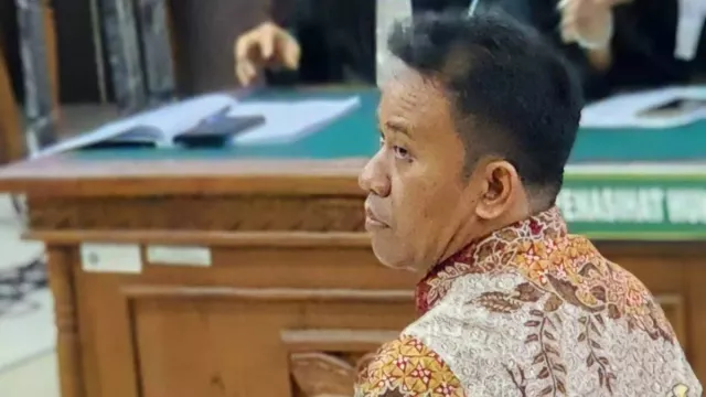Gratifikasi Rp2 M untuk Mbak Ita & Suami, Ketua Gapensi Semarang Dipenjara 4,5 Tahun - GenPI.co Gratifikasi Rp2 M untuk Mbak Ita & Suami, Ketua Gapensi Semarang Dipenjara 4,5 Tahun - GenPI.co