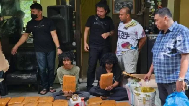 63 Kg Ganja Disita di Kampus UIN Suska Pekanbaru, Eks Mahasiswa jadi Tersangka - GenPI.co