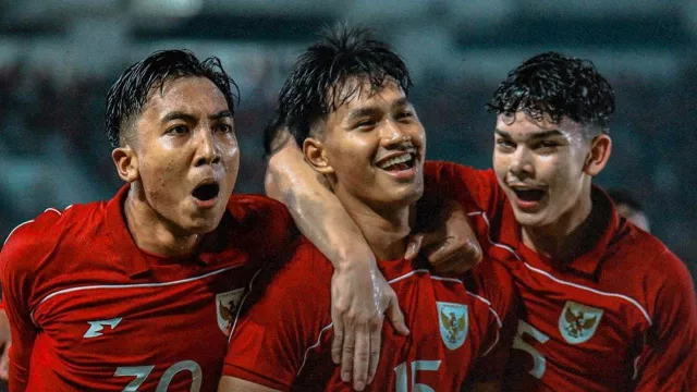 Bungkam Uzbekistan, Timnas Indonesia U-17 Tuai Pujian Erick Thohir - GenPI.co Bungkam Uzbekistan, Timnas Indonesia U-17 Tuai Pujian Erick Thohir - GenPI.co