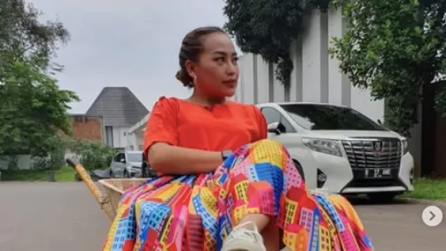 Nunung Srimulat Kenang Mpok Alpa, Wanita Penuh Semangat - GenPI.co