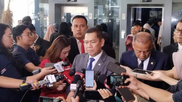 Adies Kadir Sebut Tunjangan Anggota DPR RI Naik, Jika Ditotal per Bulan Rp 70 Juta - GenPI.co Adies Kadir Sebut Tunjangan Anggota DPR RI Naik, Jika Ditotal per Bulan Rp 70 Juta - GenPI.co
