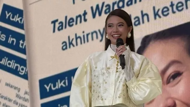 Mama Jadi Panitia, Yuki Kato Senang Ikut Lomba Agustusan - GenPI.co