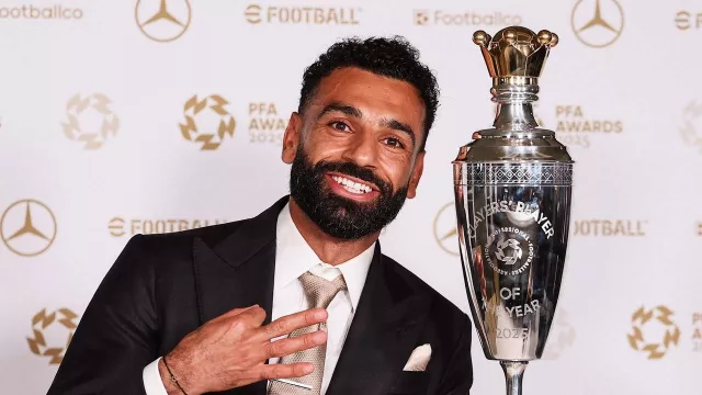 Jadi Pemain Terbaik PFA 2024/25, Mohamed Salah Cetak Rekor - GenPI.co Jadi Pemain Terbaik PFA 2024/25, Mohamed Salah Cetak Rekor - GenPI.co