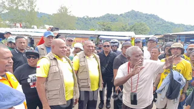 Mathius Fakhiri Dinyatakan Menang di PSU Pilkada Papua, Selisih Suara Tipis - GenPI.co