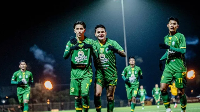 Lawan Bali United, Persebaya Incar Kemenangan Perdana di Kandang - GenPI.co