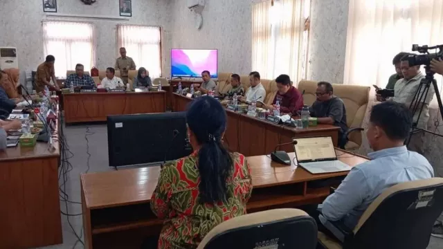 Perkuat Landasan Hukum Pemakzulan Bupati, Pansus Hak Angket DPRD Pati Gandeng Pakar - GenPI.co