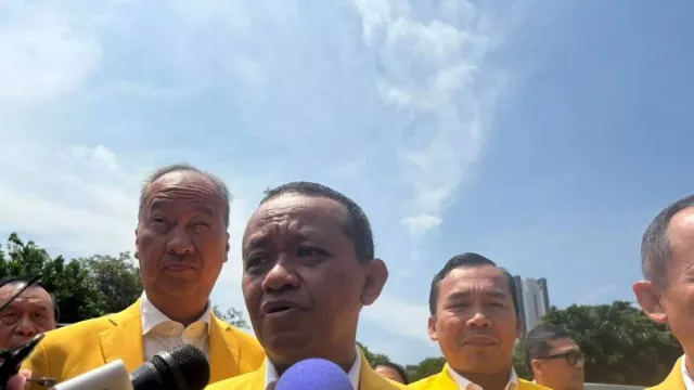 Bahlil Lahadalia Sebut Golkar Serahkan ke Prabowo soal Reshuffle Kabinet - GenPI.co Bahlil Lahadalia Sebut Golkar Serahkan ke Prabowo soal Reshuffle Kabinet - GenPI.co