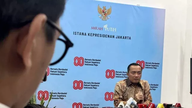 Prasetyo Hadi soal Putusan MK Larang Wamen Rangkap Jabatan, Baru Akan Dipelajari - GenPI.co Prasetyo Hadi soal Putusan MK Larang Wamen Rangkap Jabatan, Baru Akan Dipelajari - GenPI.co