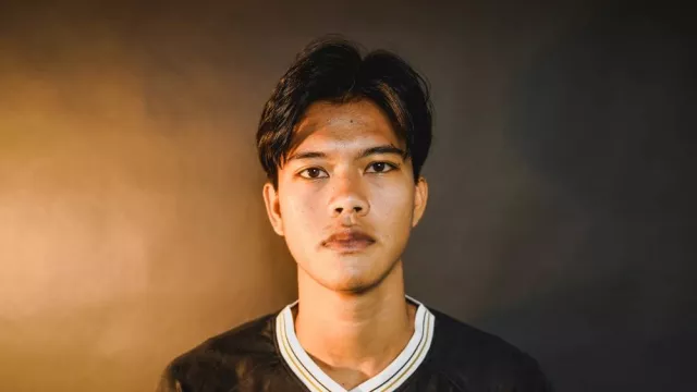 Dewa United Pinjam Bek Muda Rizdjar Nurviat dari Borneo FC - GenPI.co Dewa United Pinjam Bek Muda Rizdjar Nurviat dari Borneo FC - GenPI.co