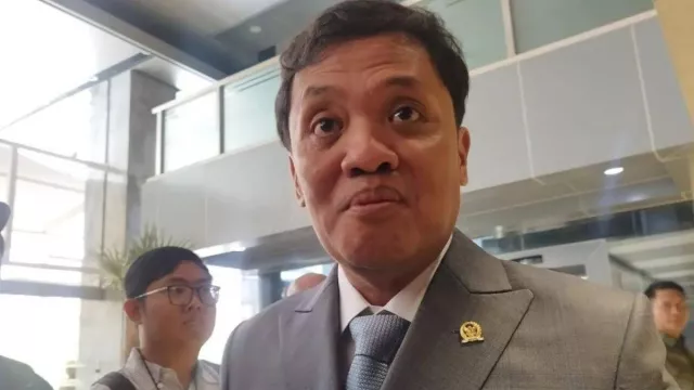 DPR RI Desak Pemerintah Tanggung Jawab Nafkah Keluarga Ojol yang Tewas - GenPI.co DPR RI Desak Pemerintah Tanggung Jawab Nafkah Keluarga Ojol yang Tewas - GenPI.co