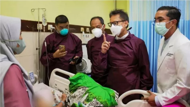 70 Ribu Anak Sumenep Diimunisasi Campak, Menkes Siapkan Lab Diagnosis di Madura - GenPI.co 70 Ribu Anak Sumenep Diimunisasi Campak, Menkes Siapkan Lab Diagnosis di Madura - GenPI.co