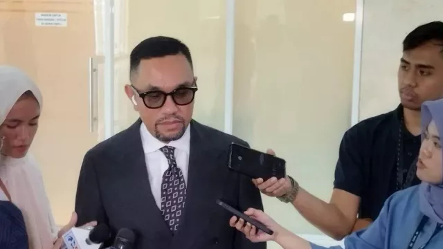 Nasdem Tegas! Ahmad Sahroni dan Nafa Urbach Dipecat dari DPR RI - GenPI.co