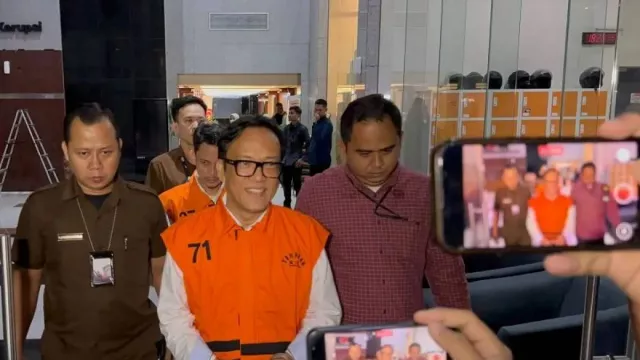 Eks Wamenaker Immanuel Ebenezer Akui Salah, Klarifikasi Soal Handphone dan Mobil - GenPI.co Eks Wamenaker Immanuel Ebenezer Akui Salah, Klarifikasi Soal Handphone dan Mobil - GenPI.co